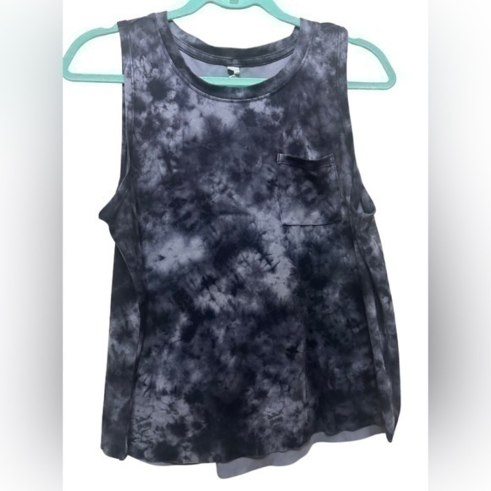 RBX Women’s Small Front Pocket Performance Tank